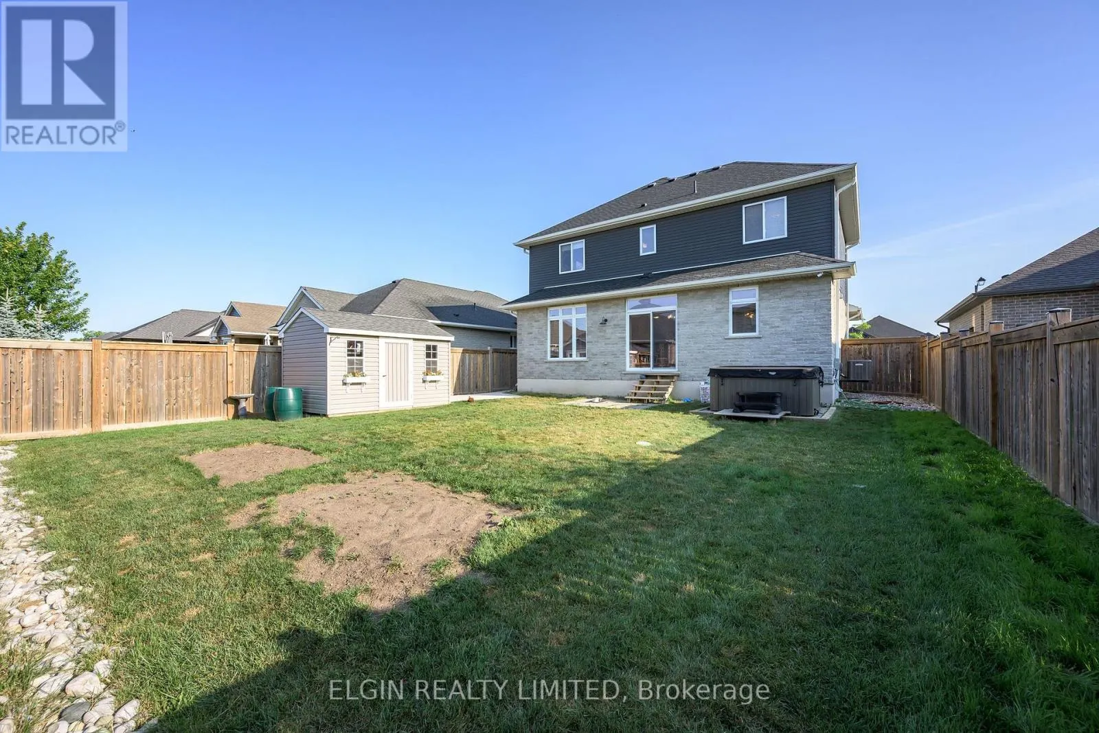 14 MUIRFIELD DRIVE