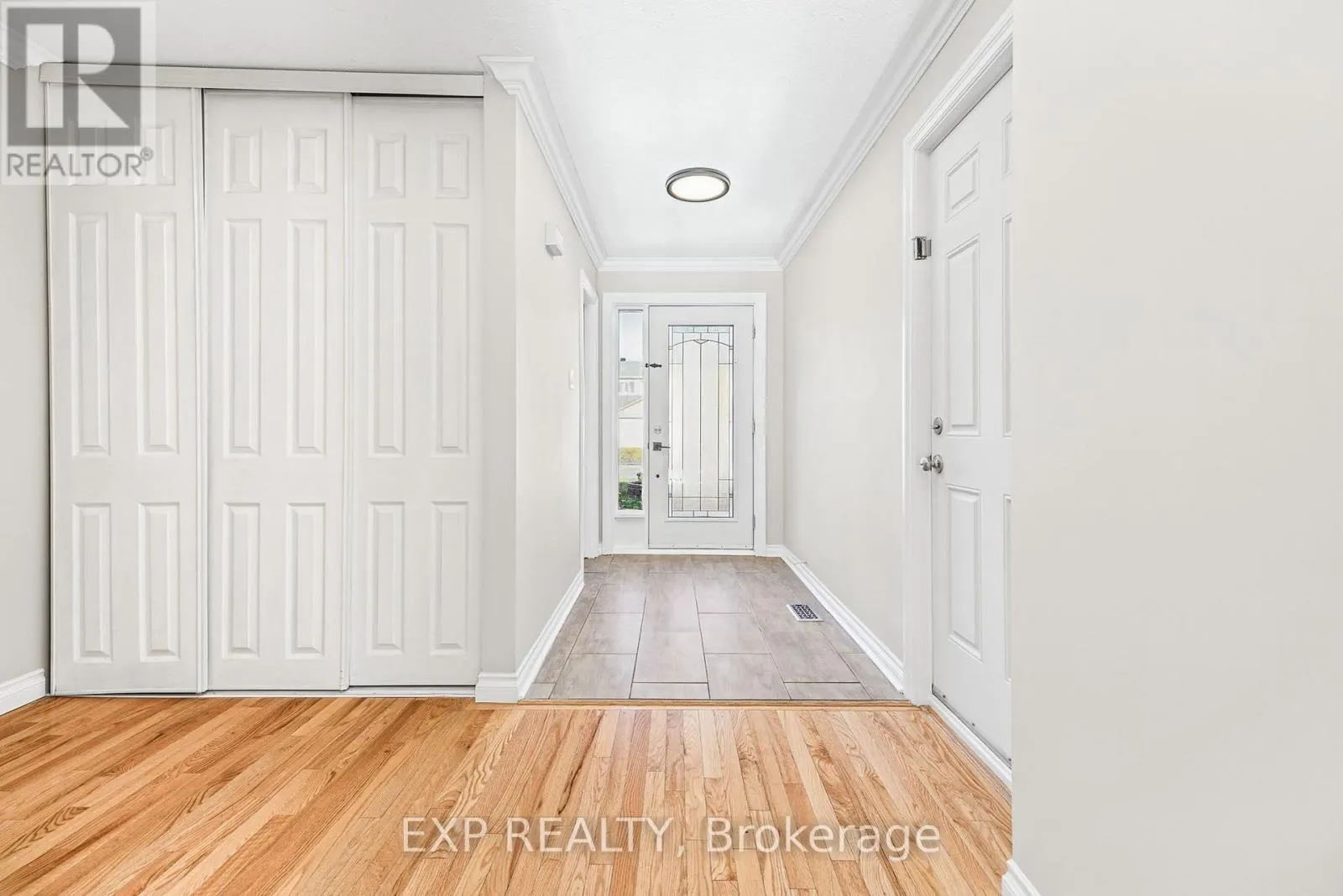 33 SHEARER CRESCENT