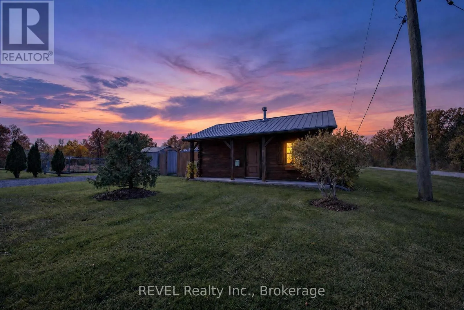 2984 HOLLOWAY BAY ROAD