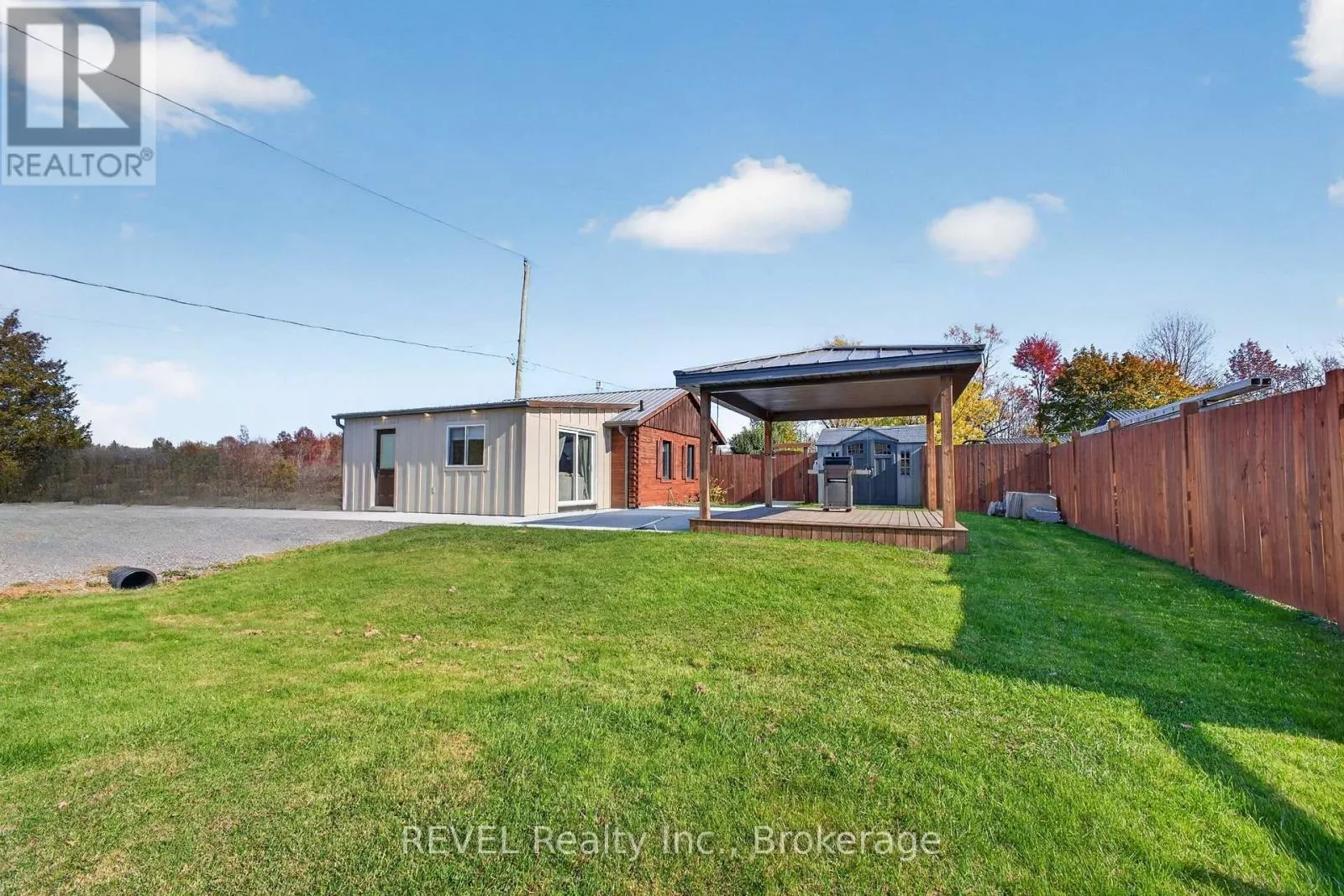 2984 HOLLOWAY BAY ROAD