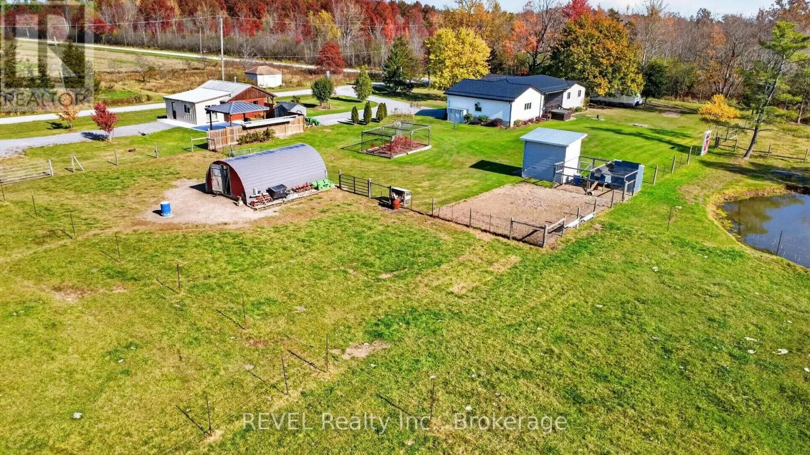2984 HOLLOWAY BAY ROAD