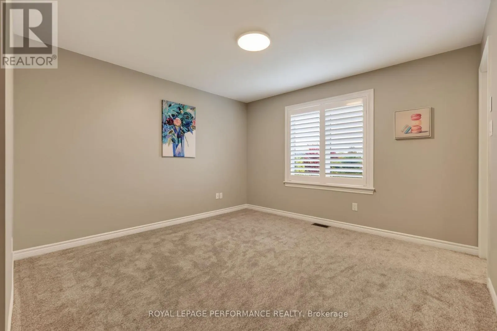 816 AZURE STREET