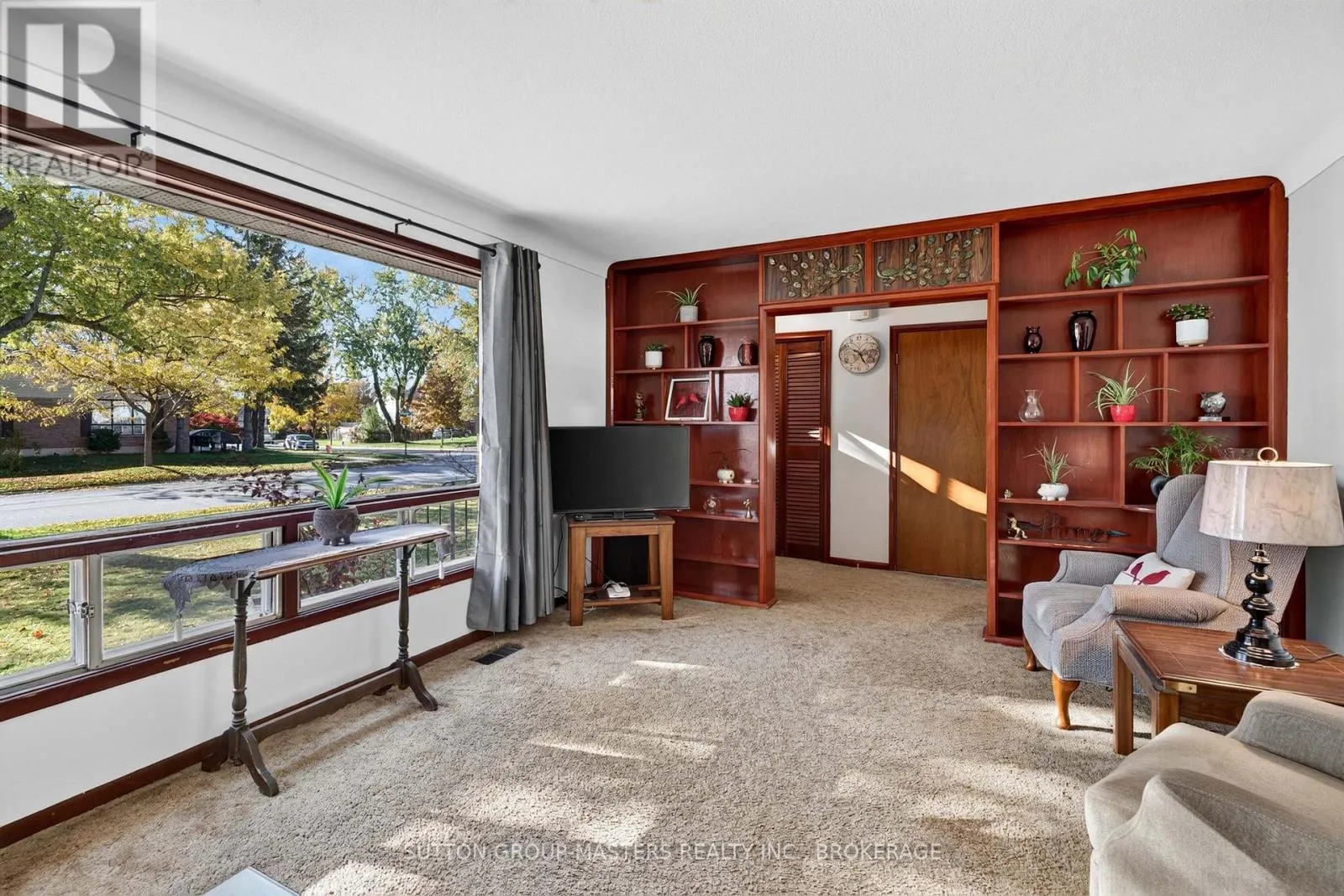 91 CONACHER DRIVE