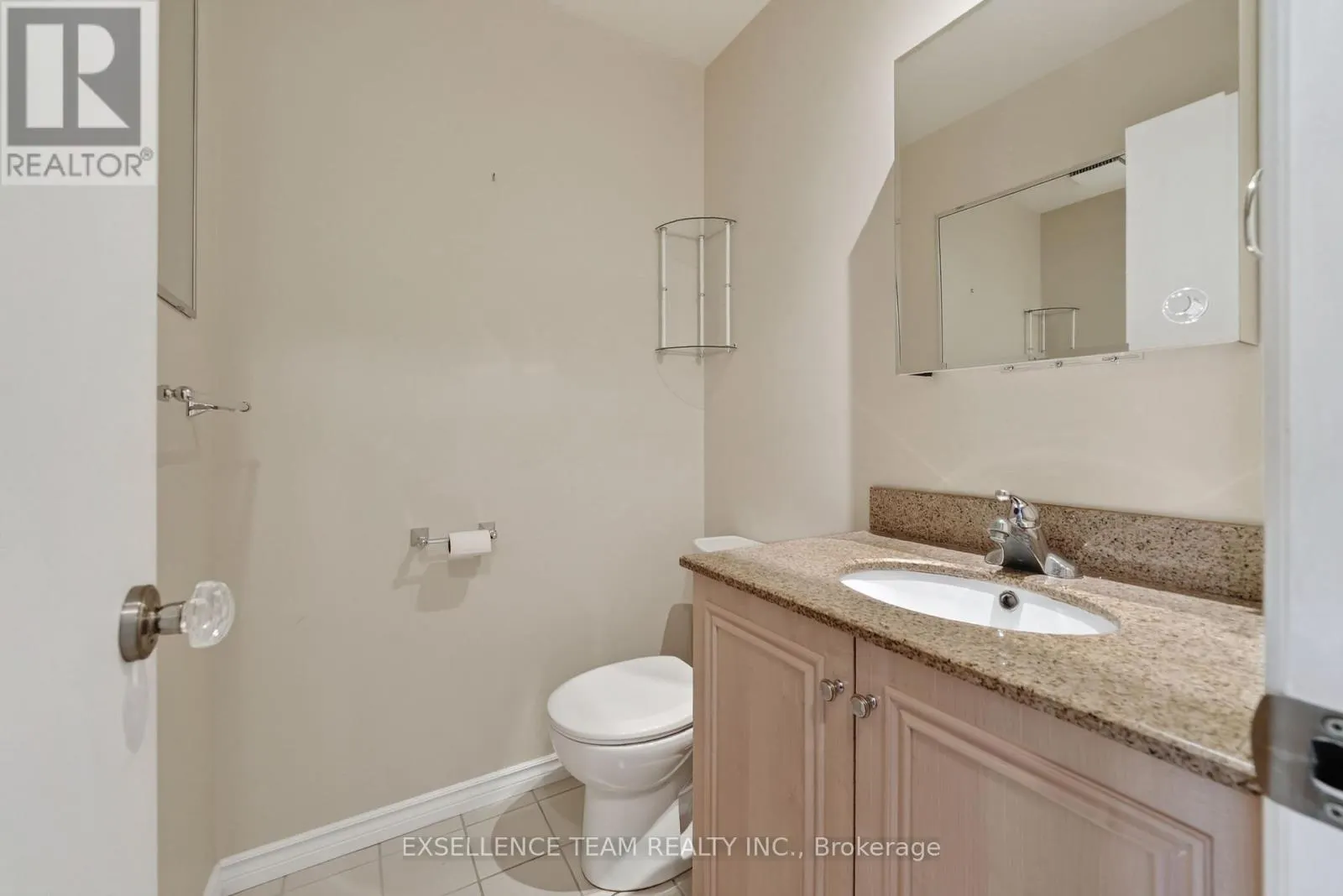 1518 BLAKELY DRIVE