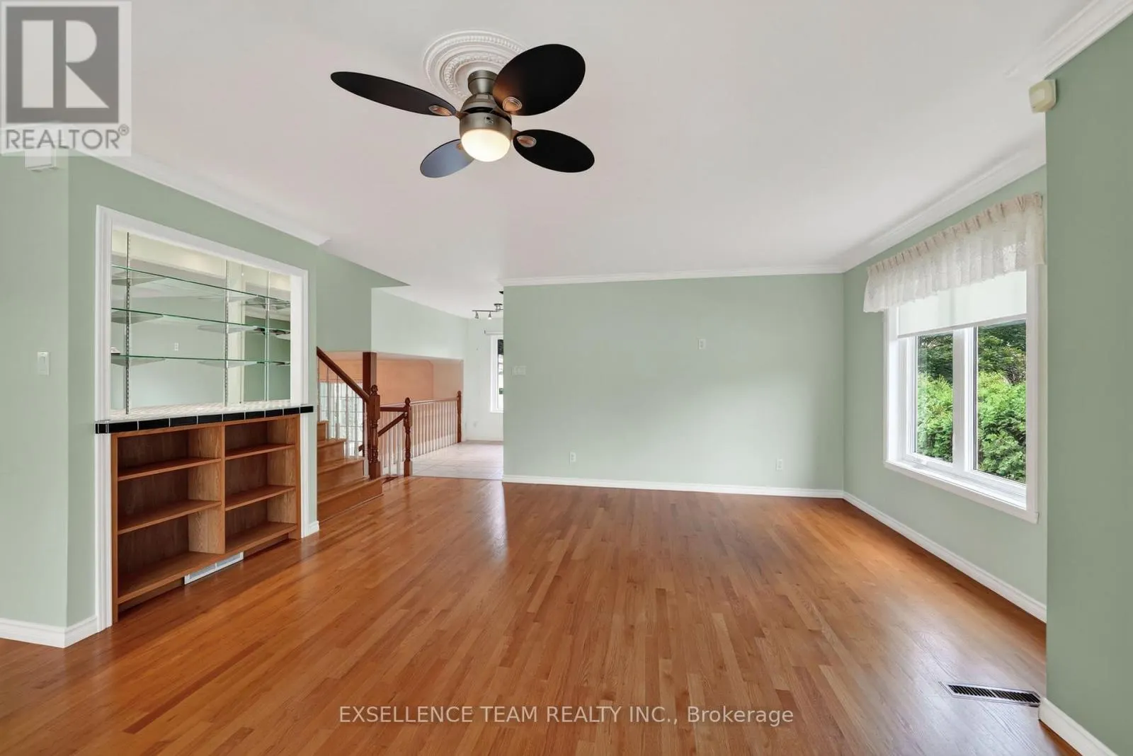 1518 BLAKELY DRIVE
