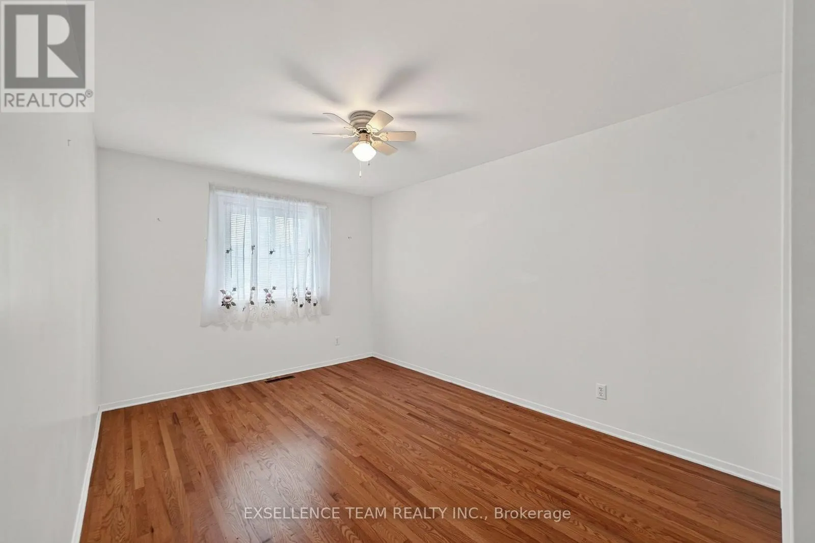 1518 BLAKELY DRIVE