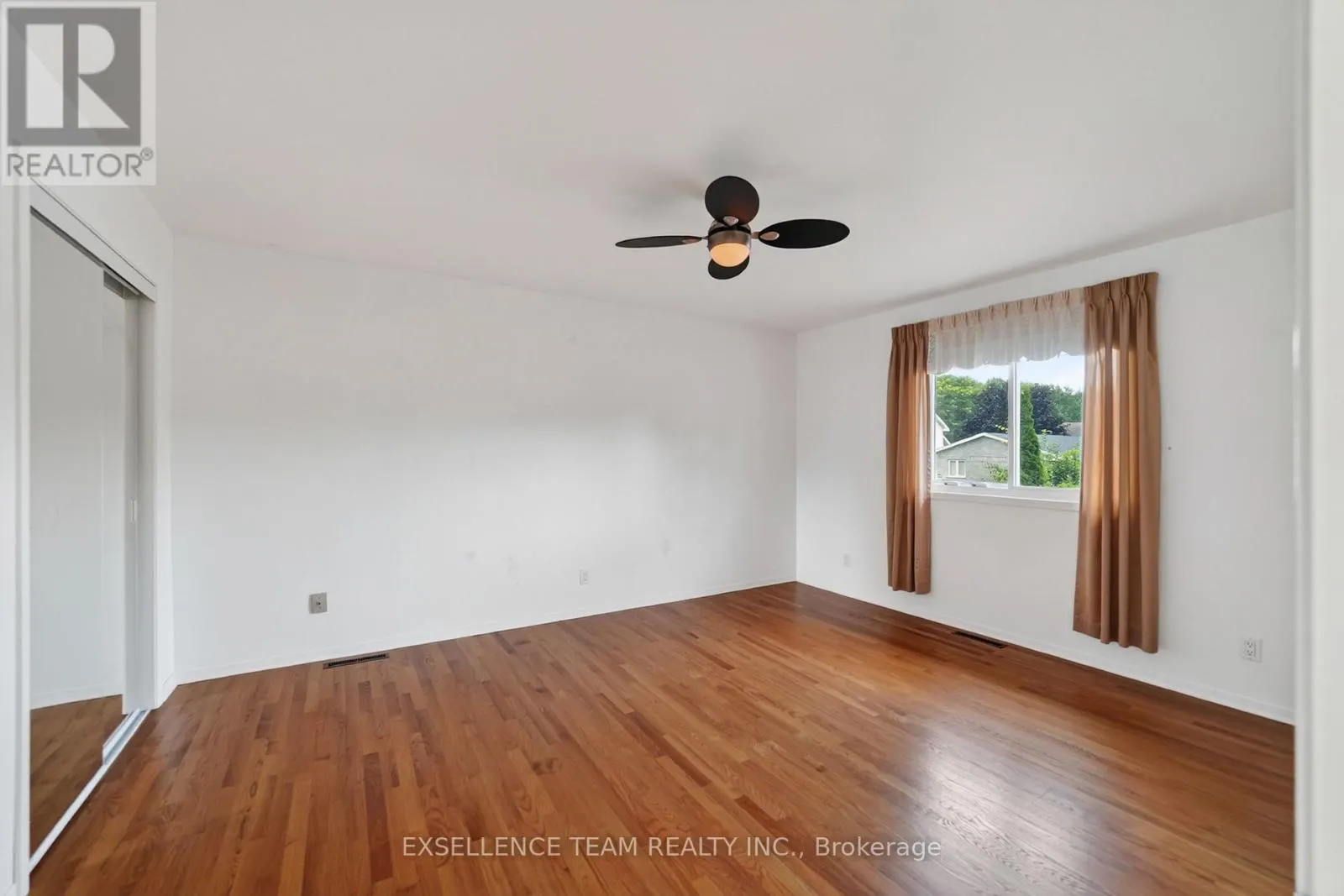 1518 BLAKELY DRIVE