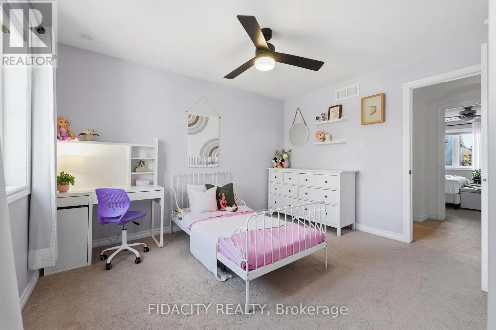 206 MISTRAL WAY