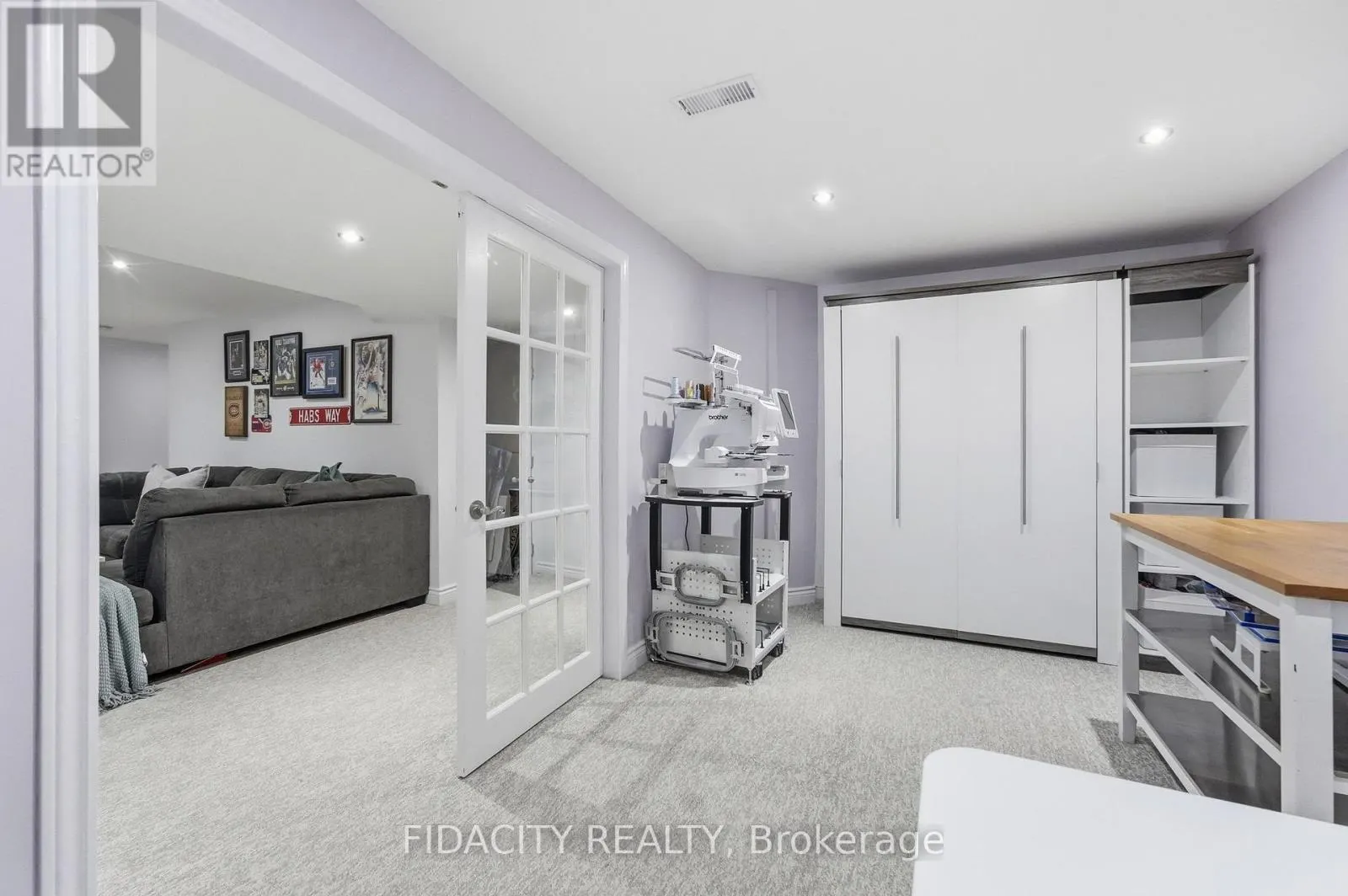 206 MISTRAL WAY