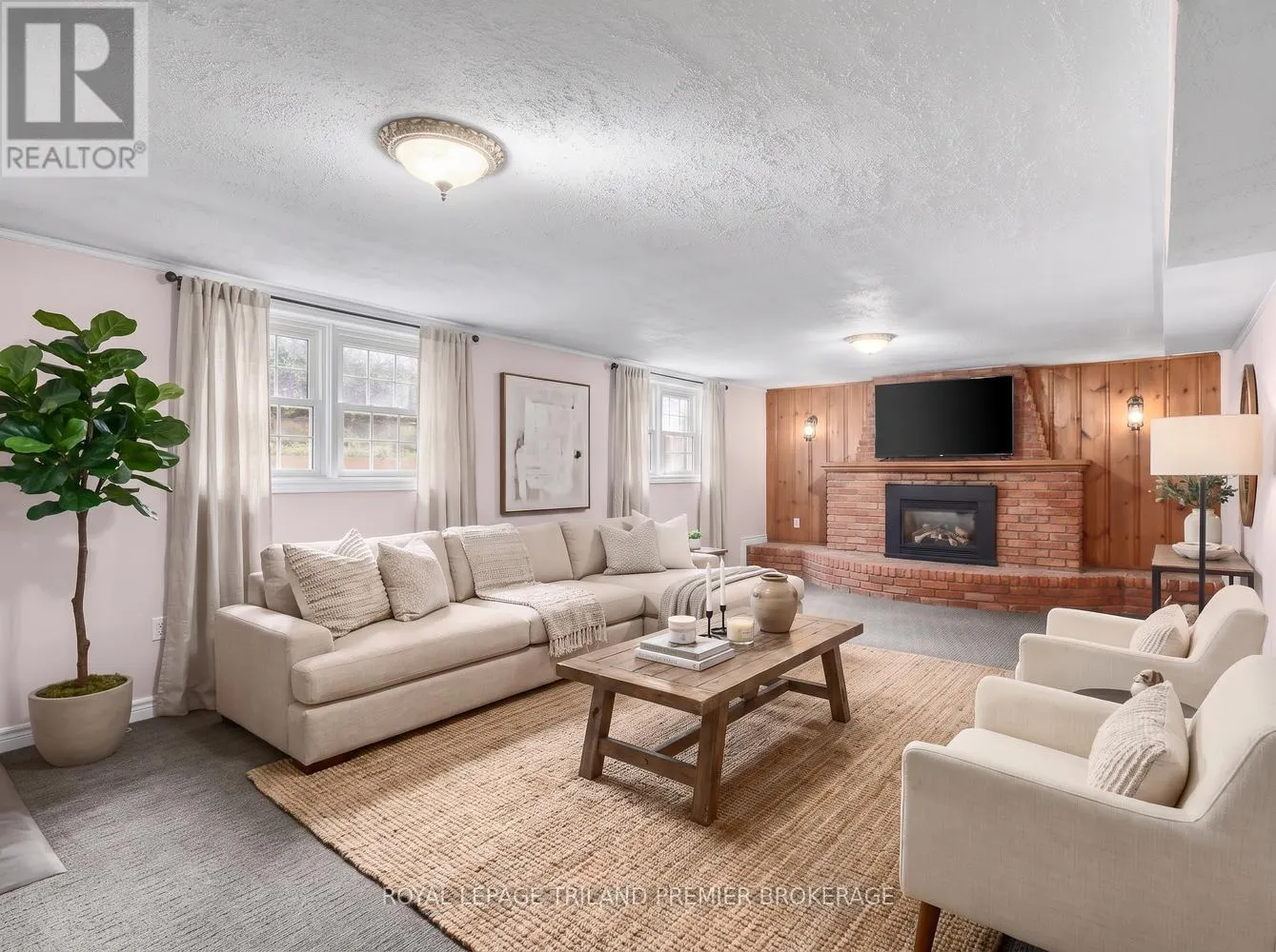 669 SANATORIUM ROAD