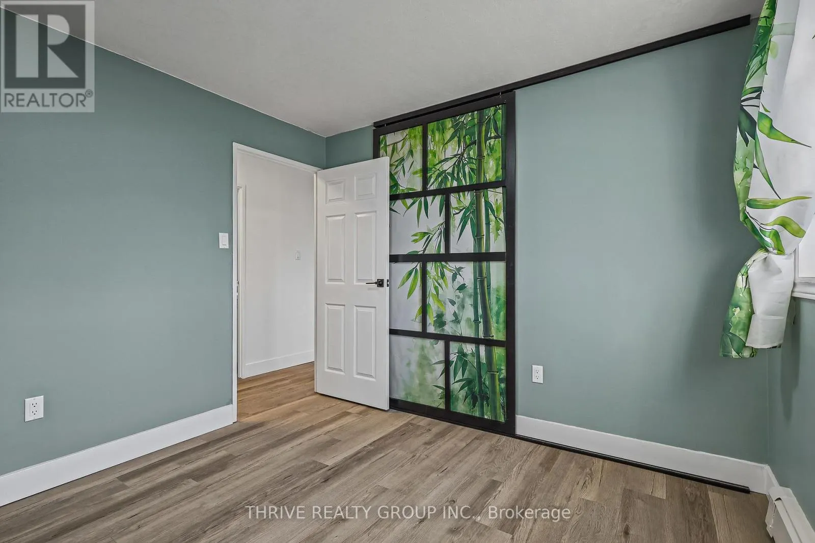 308 - 1580 ERNEST AVENUE #308