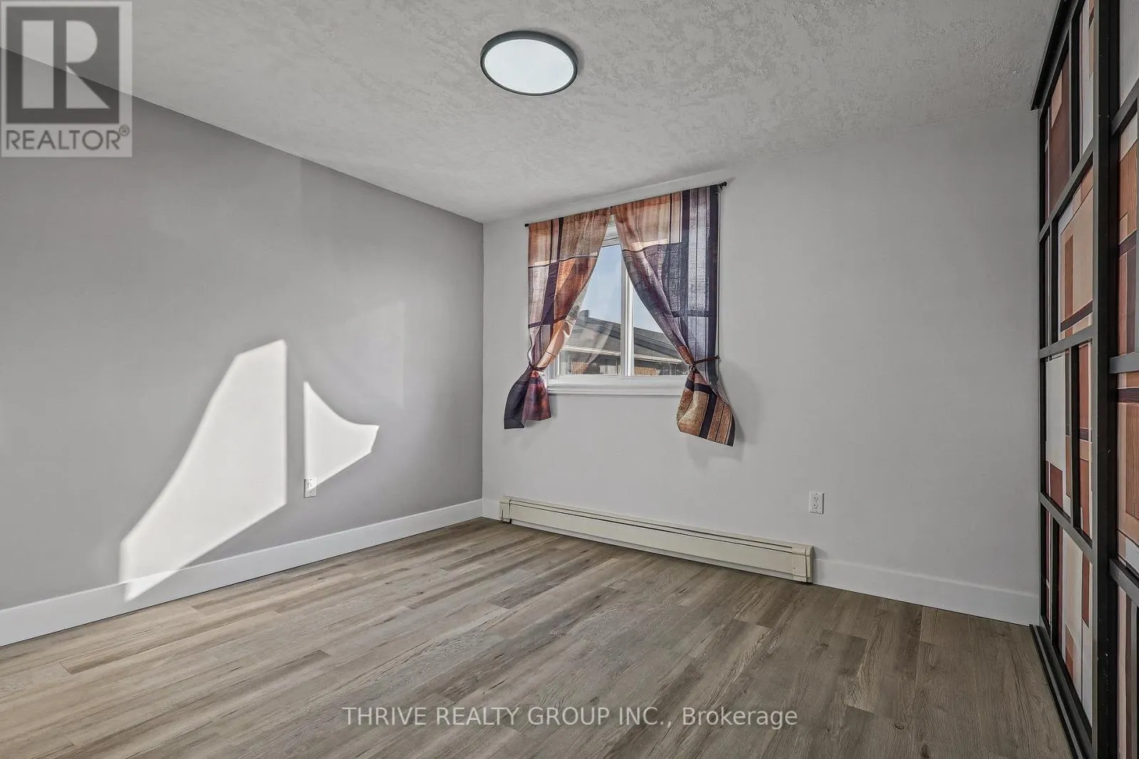 308 - 1580 ERNEST AVENUE #308