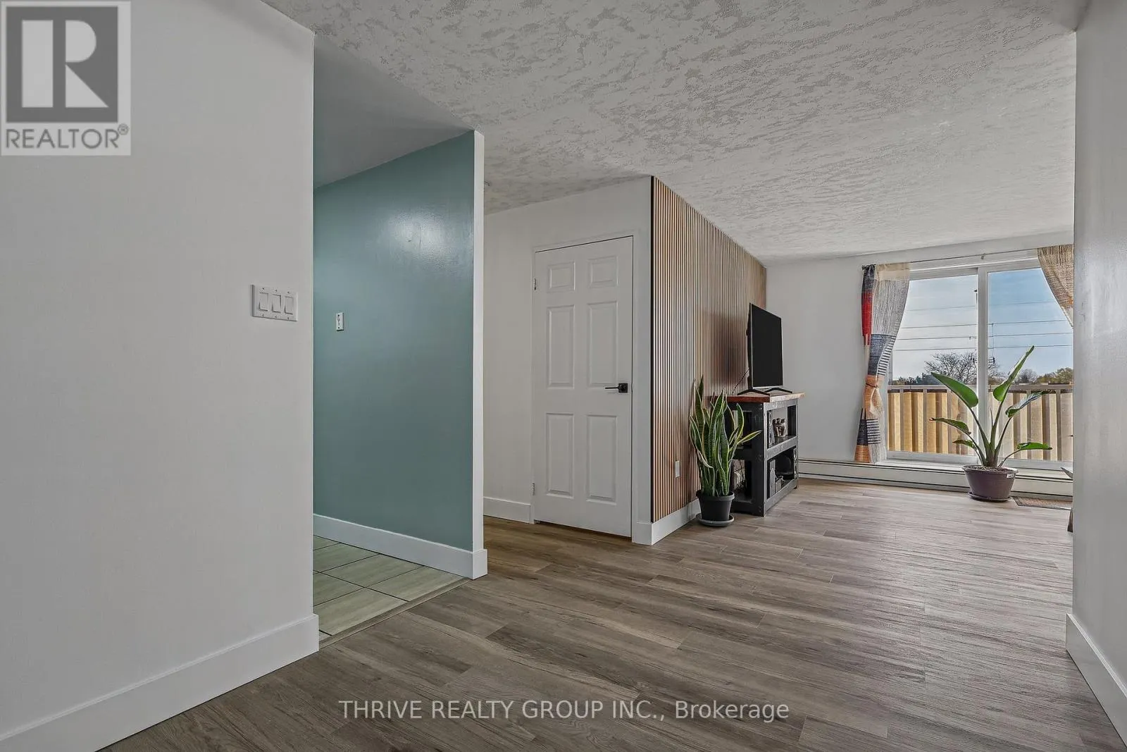 308 - 1580 ERNEST AVENUE #308