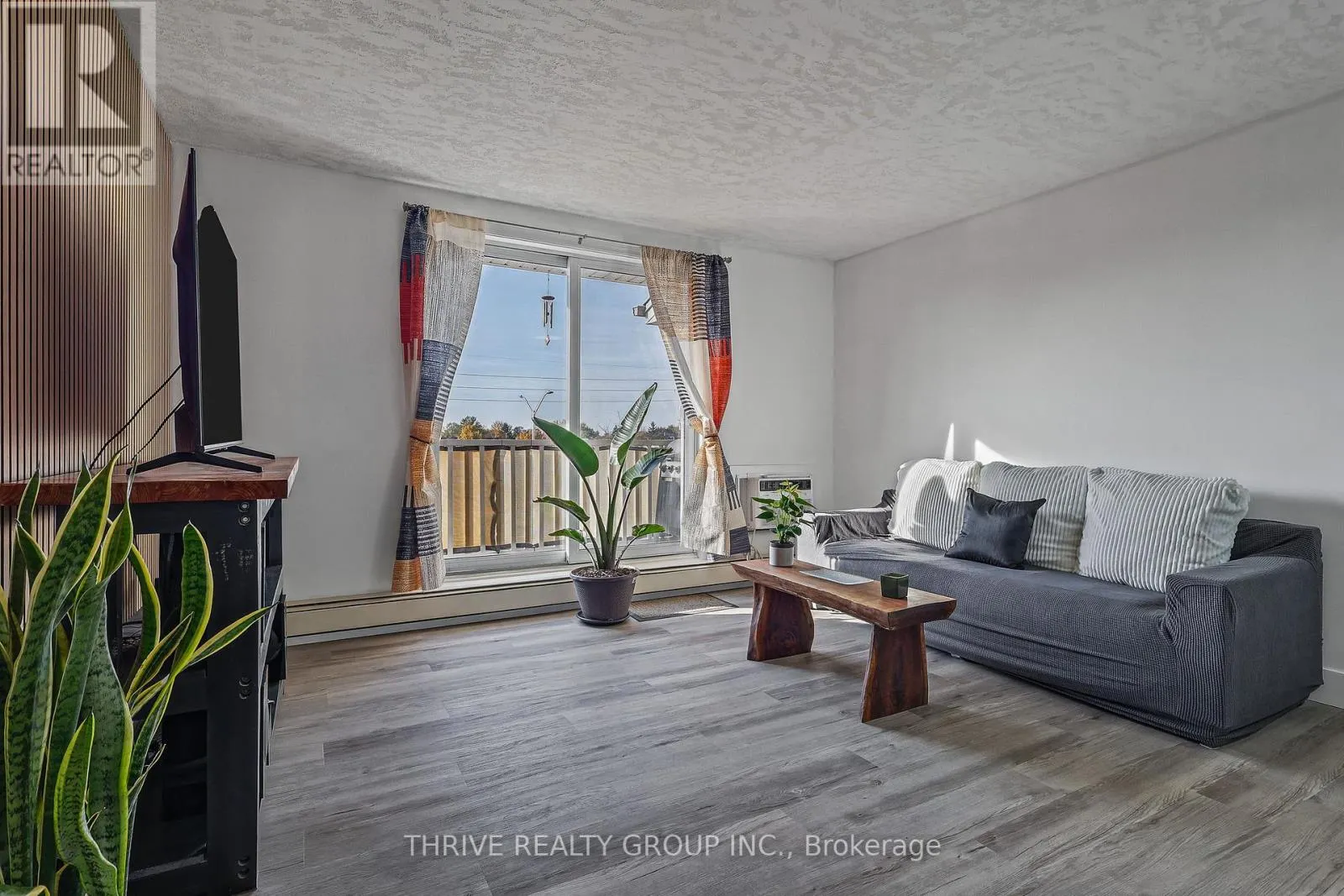 308 - 1580 ERNEST AVENUE #308