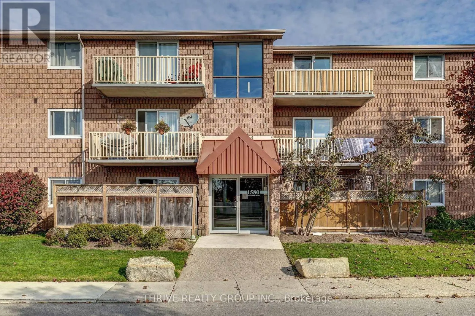 308 - 1580 ERNEST AVENUE #308
