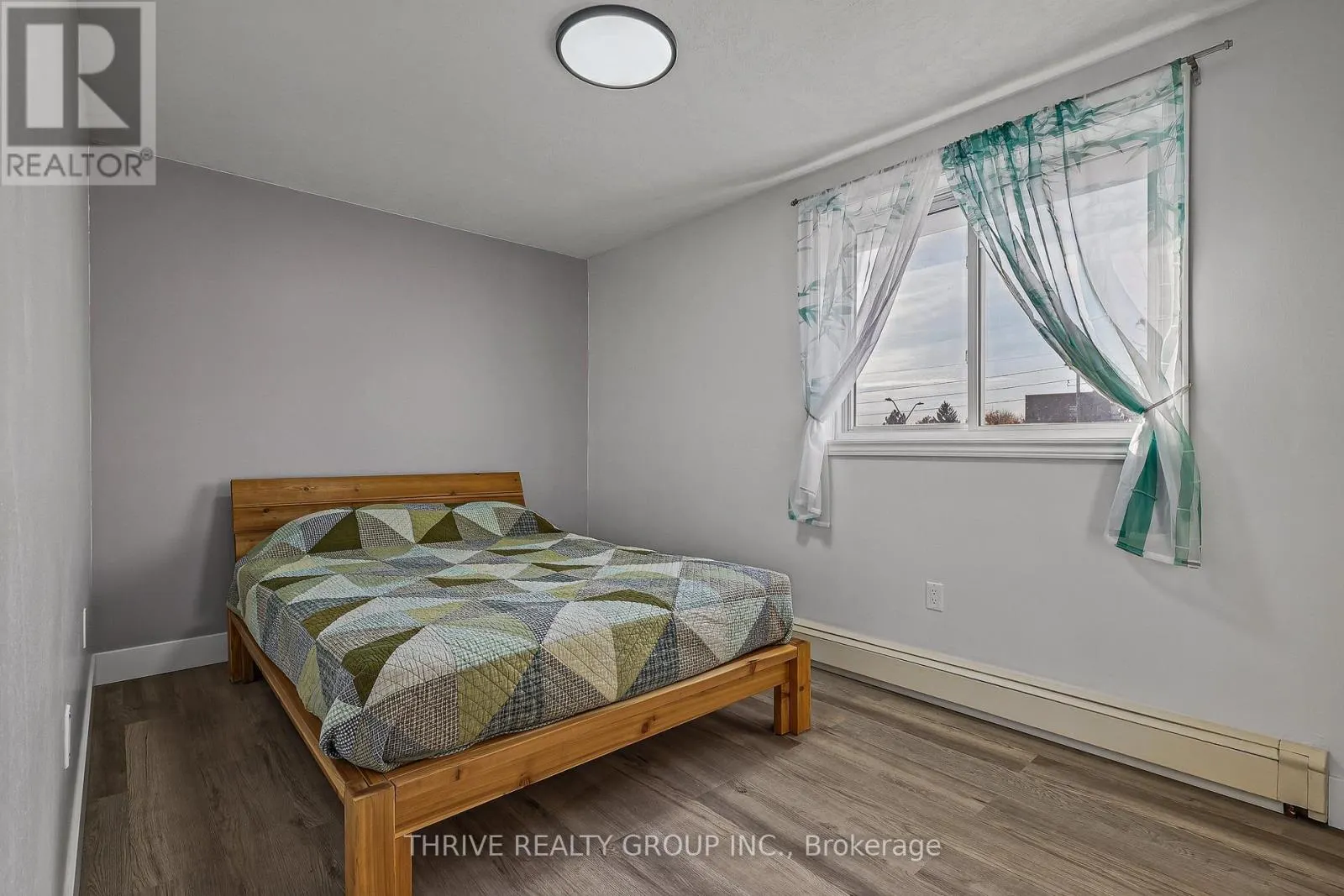 308 - 1580 ERNEST AVENUE #308