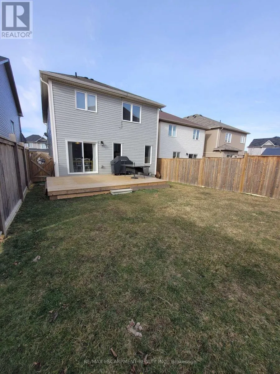 111 WARNER LANE