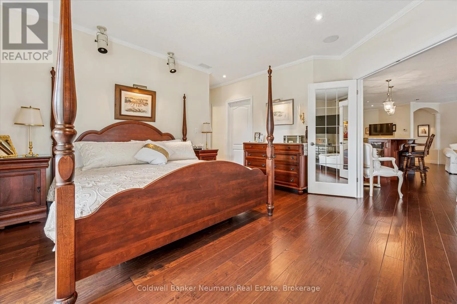 20 - 255 SUMMERFIELD DRIVE #20