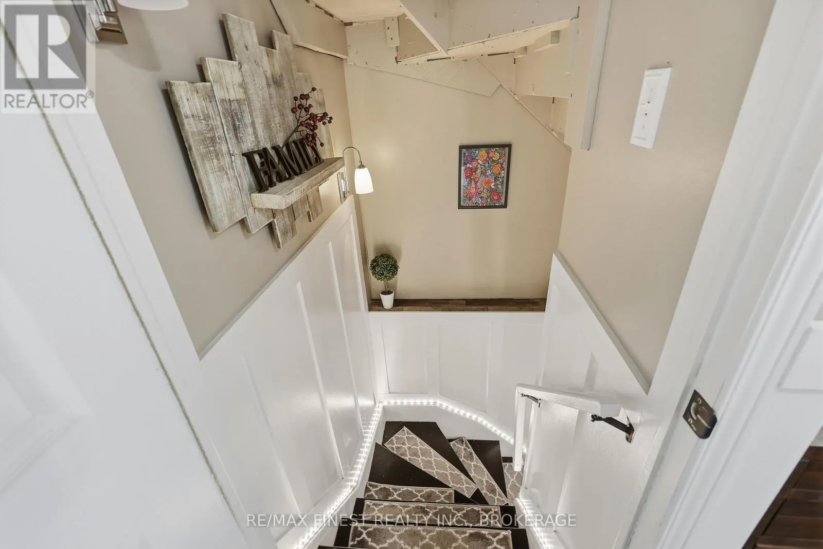 1377 BRACKENWOOD CRESCENT