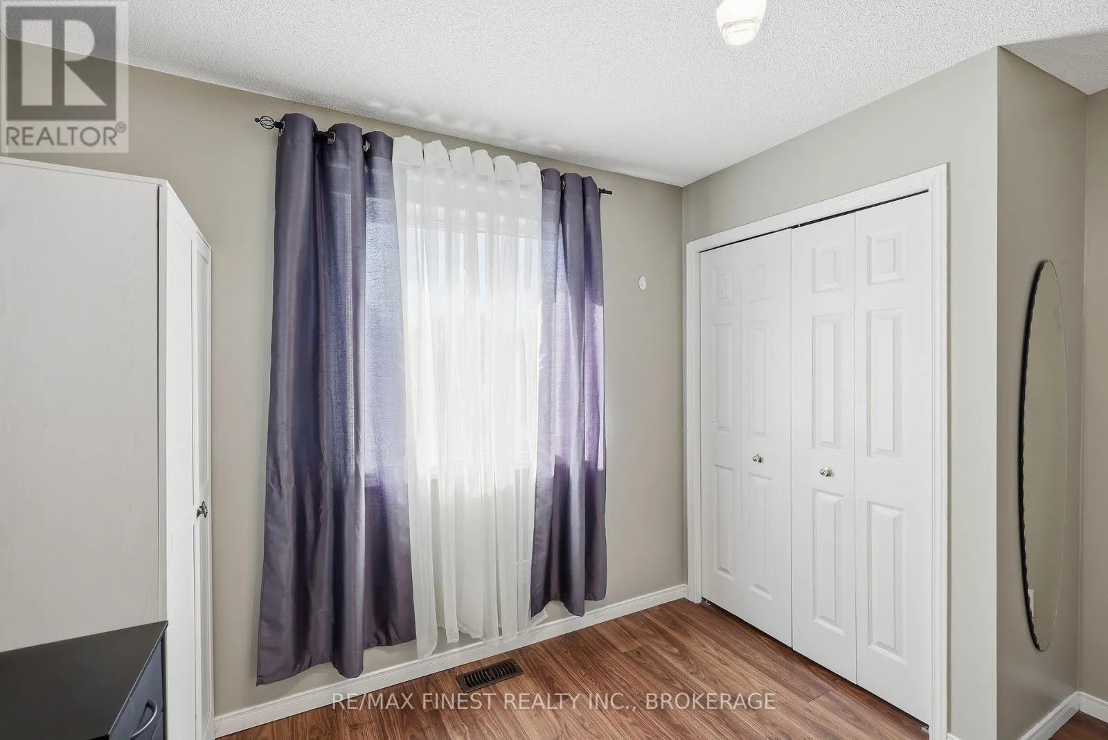 1377 BRACKENWOOD CRESCENT