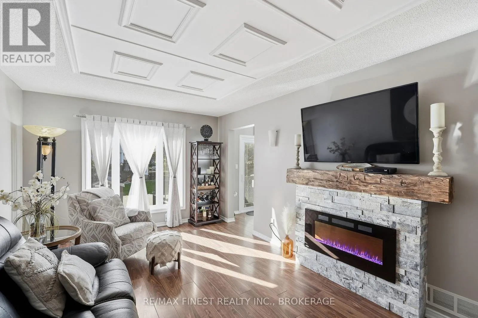 1377 BRACKENWOOD CRESCENT