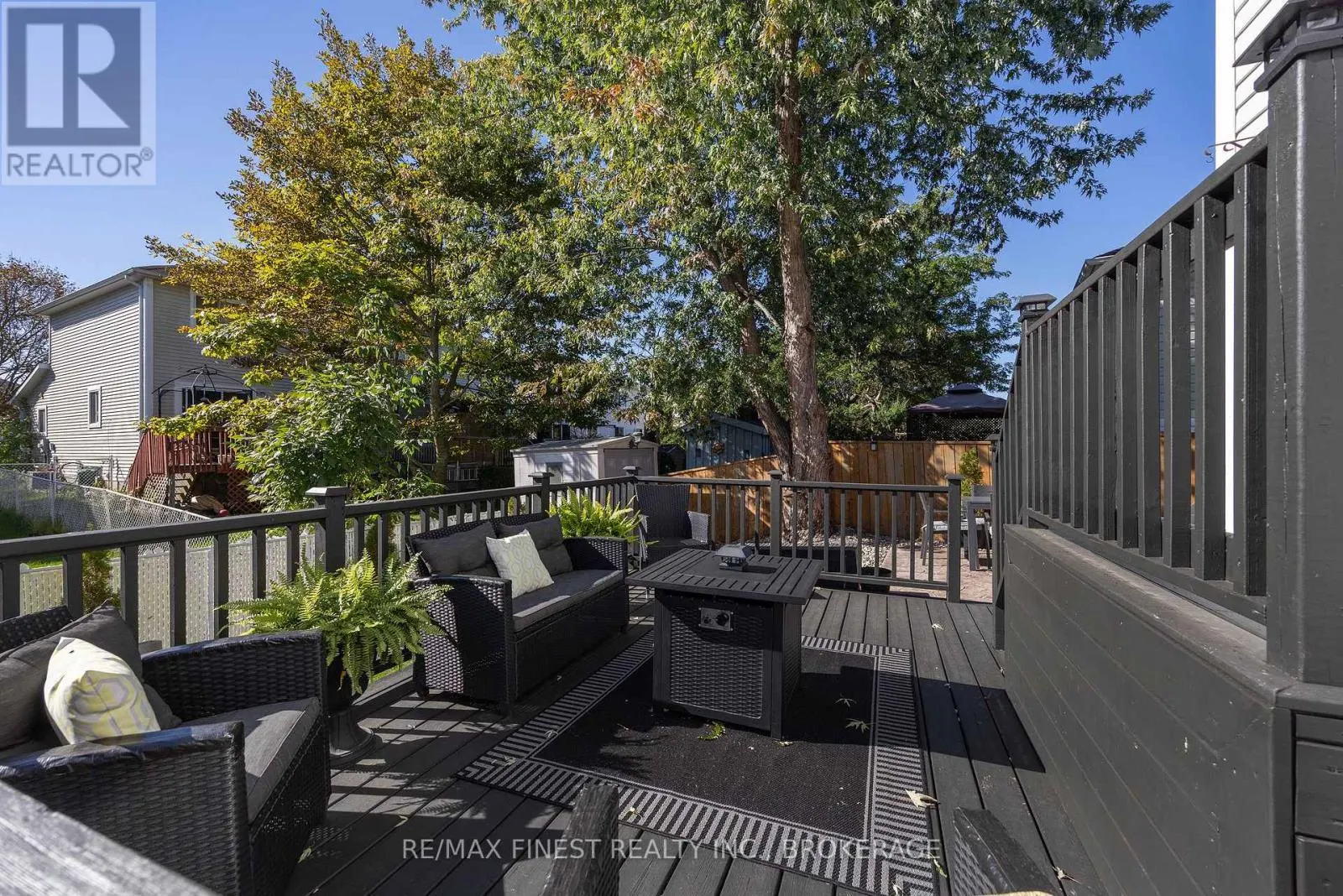 1377 BRACKENWOOD CRESCENT