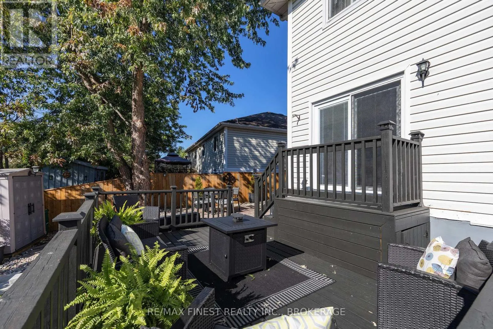 1377 BRACKENWOOD CRESCENT