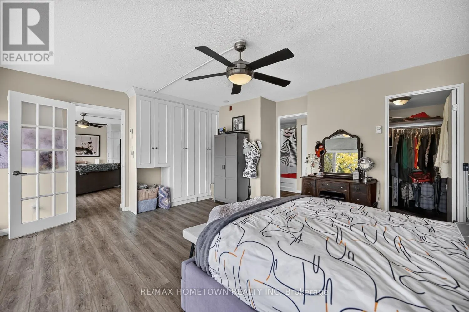 602 - 109 KING STREET E