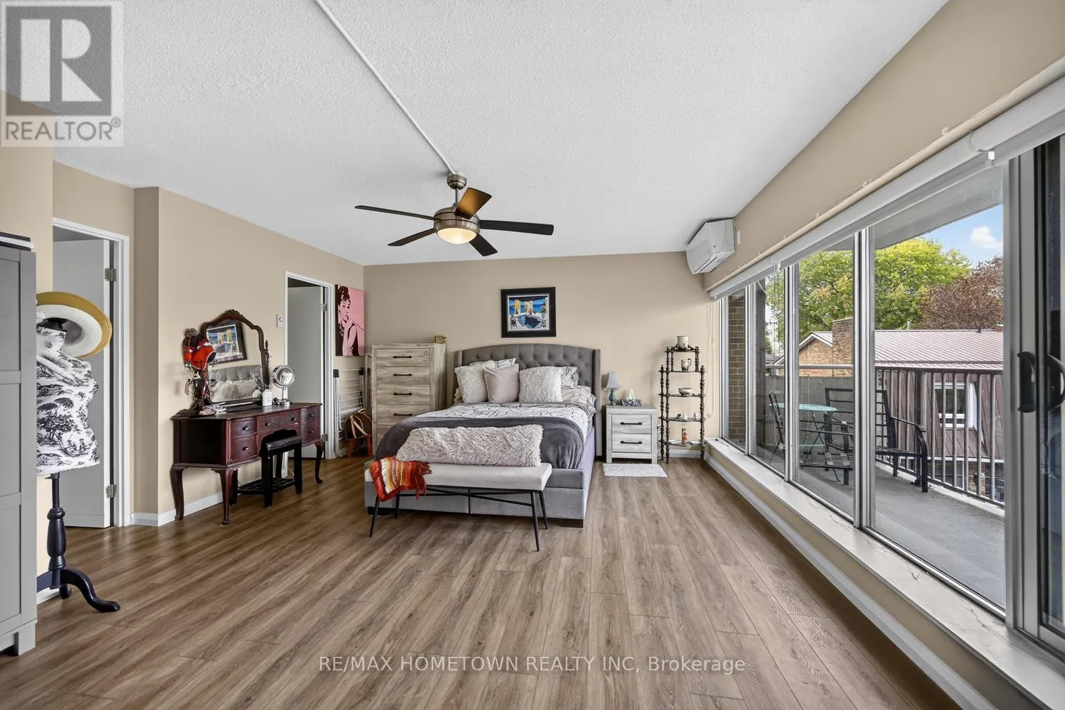 602 - 109 KING STREET E