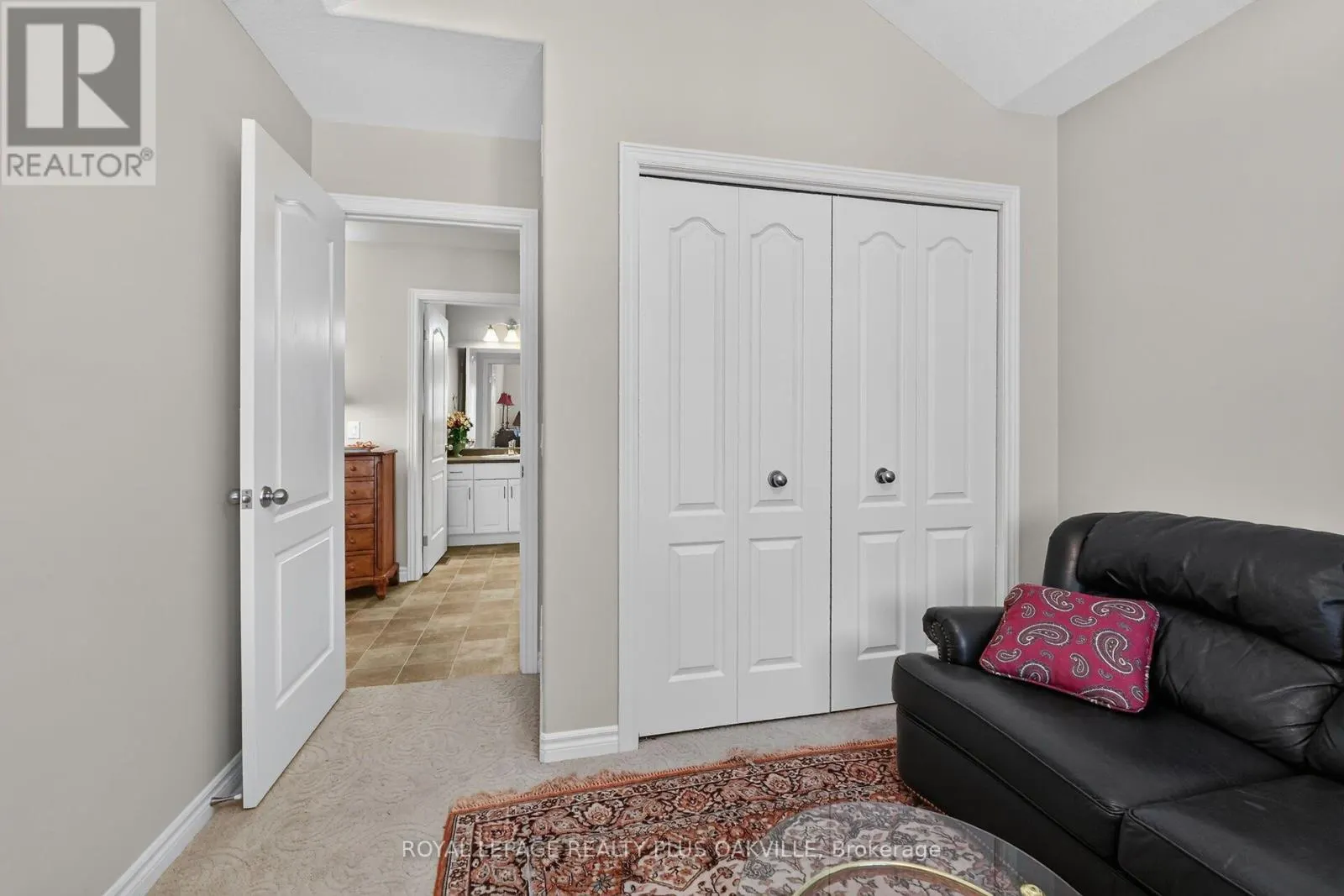 41 ROSE GLEN CRESCENT