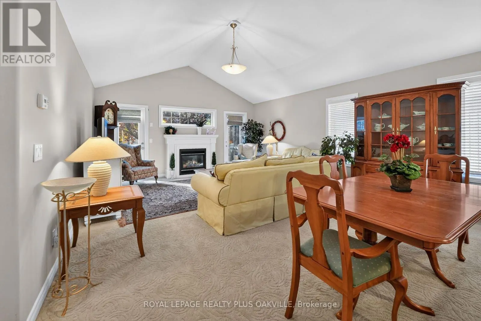 41 ROSE GLEN CRESCENT