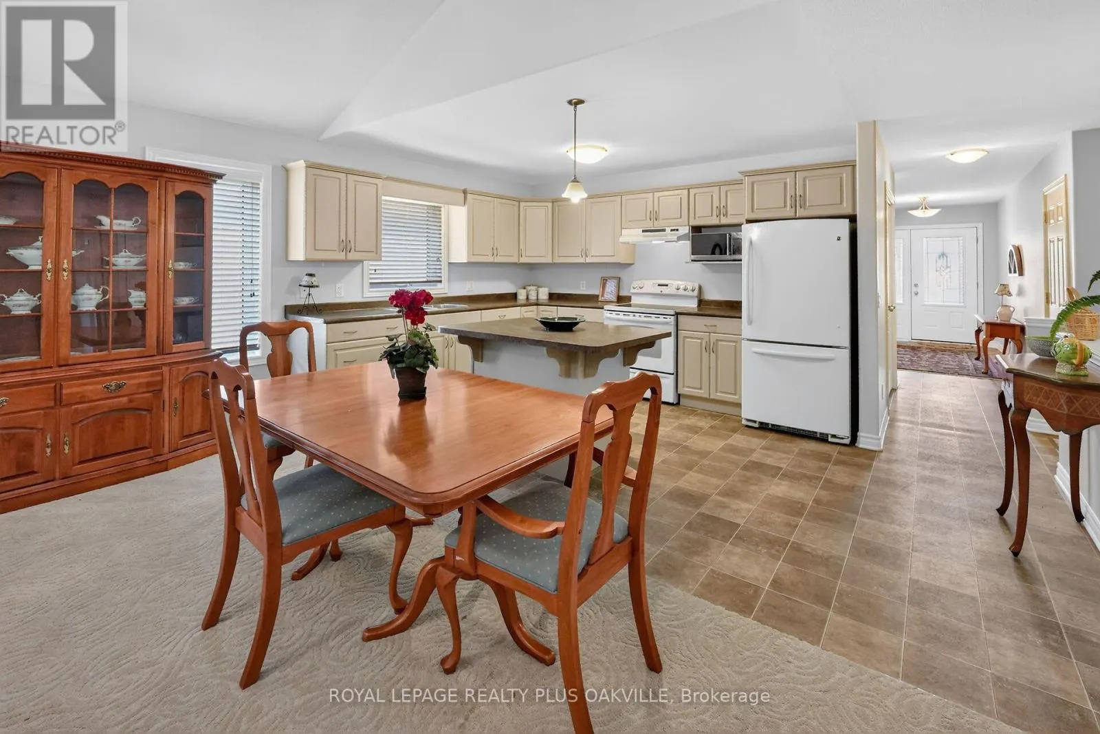 41 ROSE GLEN CRESCENT