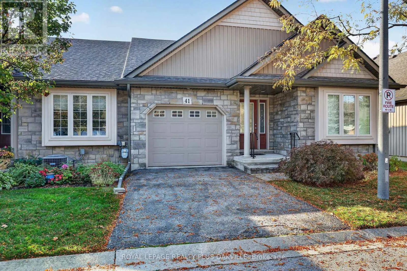 41 ROSE GLEN CRESCENT