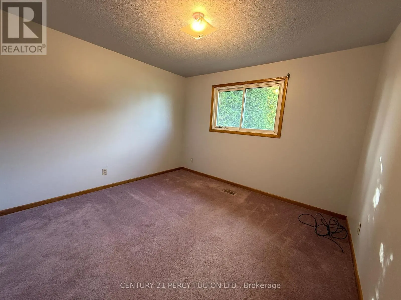 24 SOUTHWOOD CRESCENT