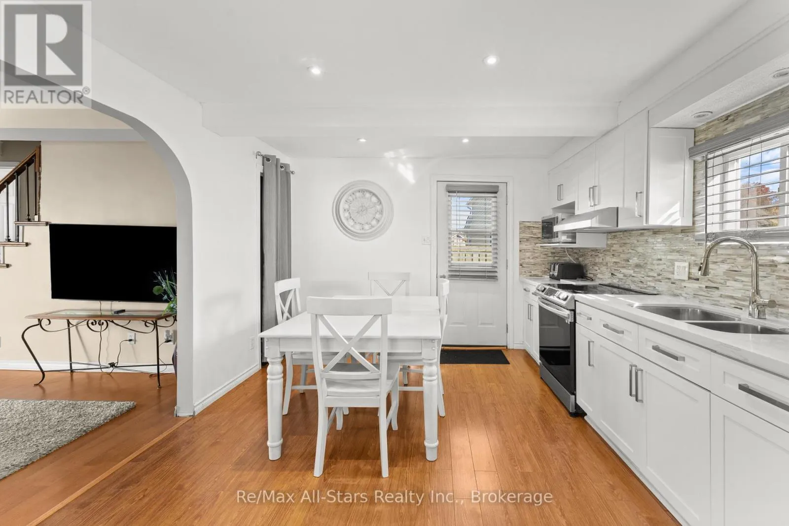42 PAVILLION ROAD