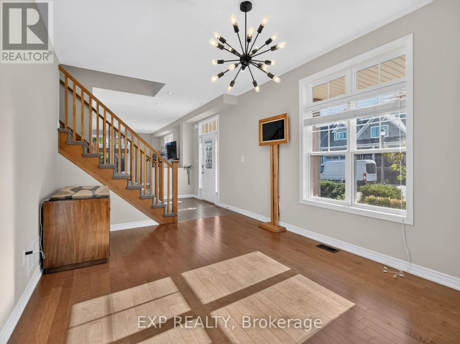 750 LAKESHORE ROAD