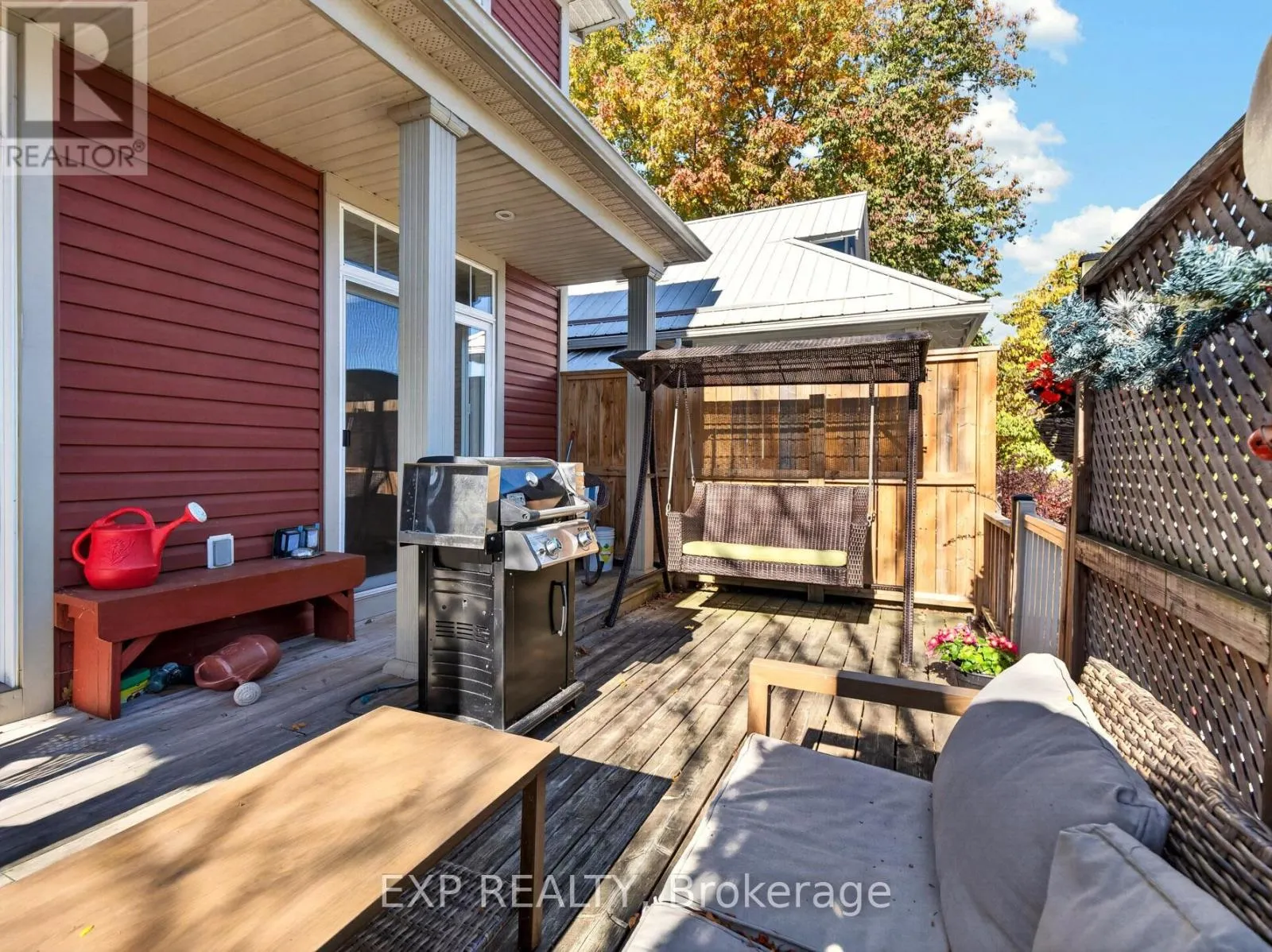 750 LAKESHORE ROAD