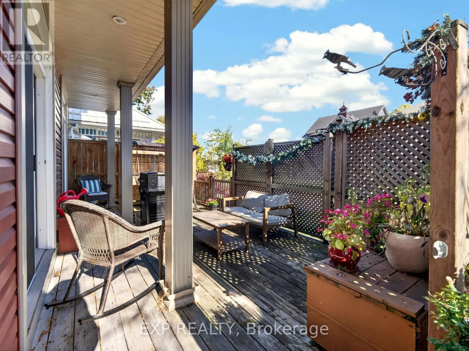 750 LAKESHORE ROAD