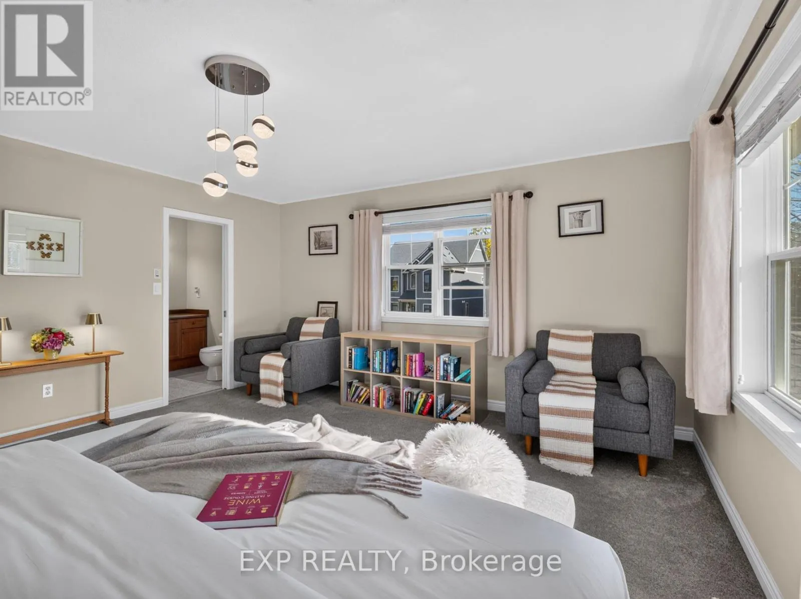 750 LAKESHORE ROAD
