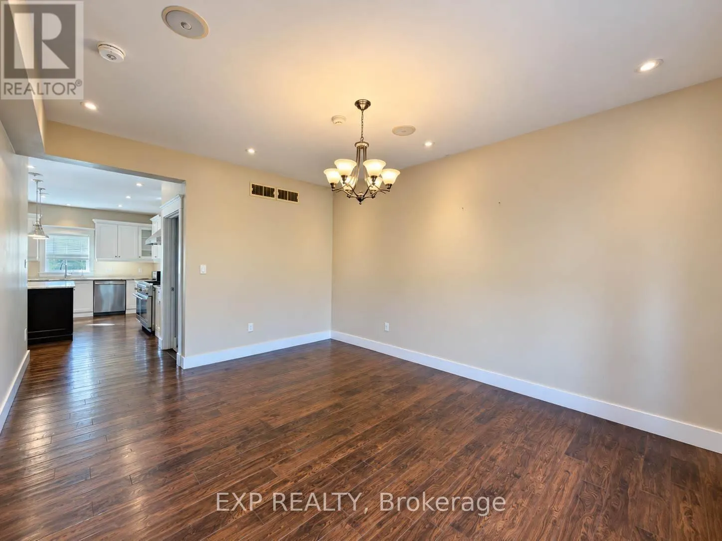 1527 MERRITTVILLE HIGHWAY