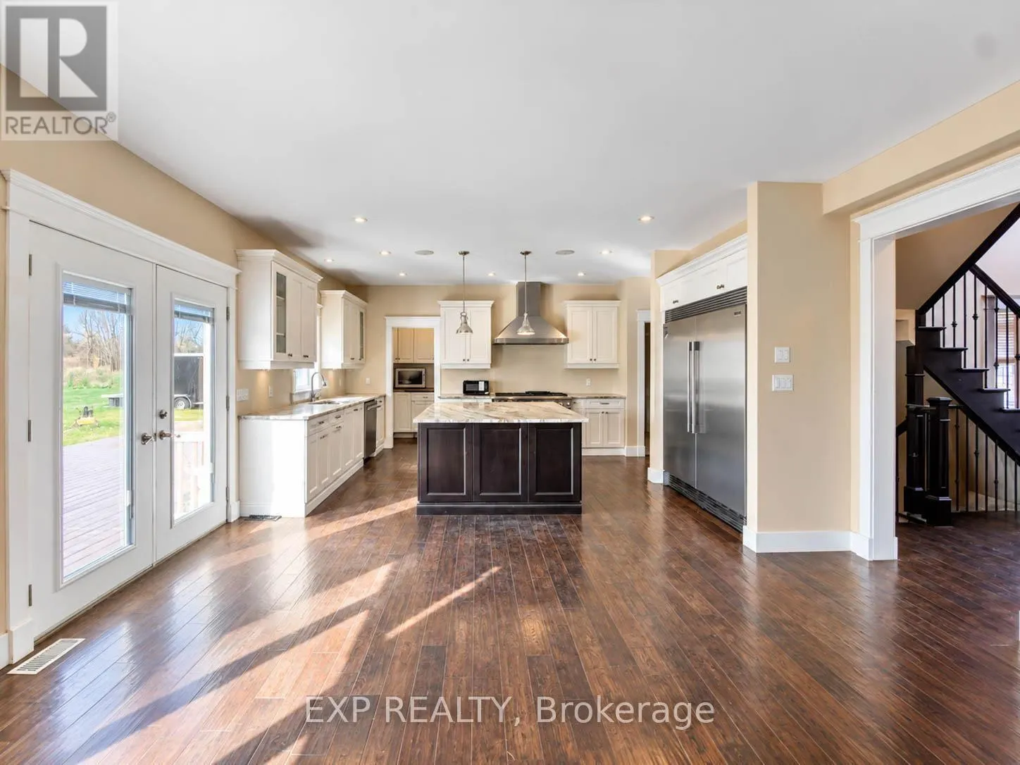 1527 MERRITTVILLE HIGHWAY