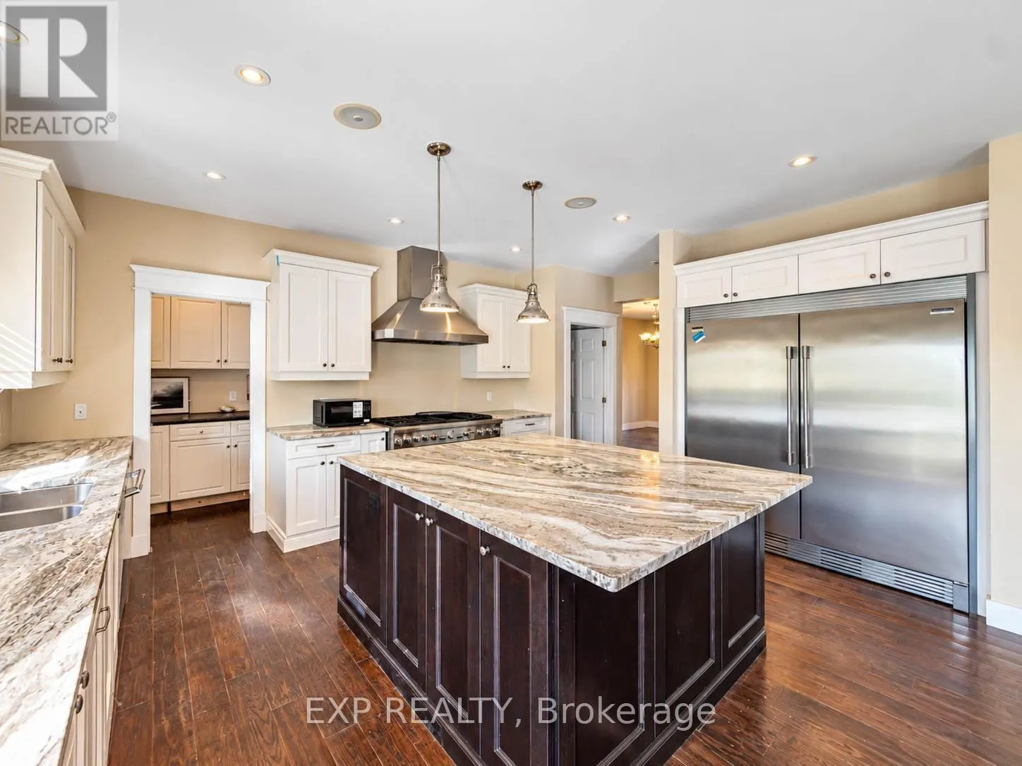 1527 MERRITTVILLE HIGHWAY