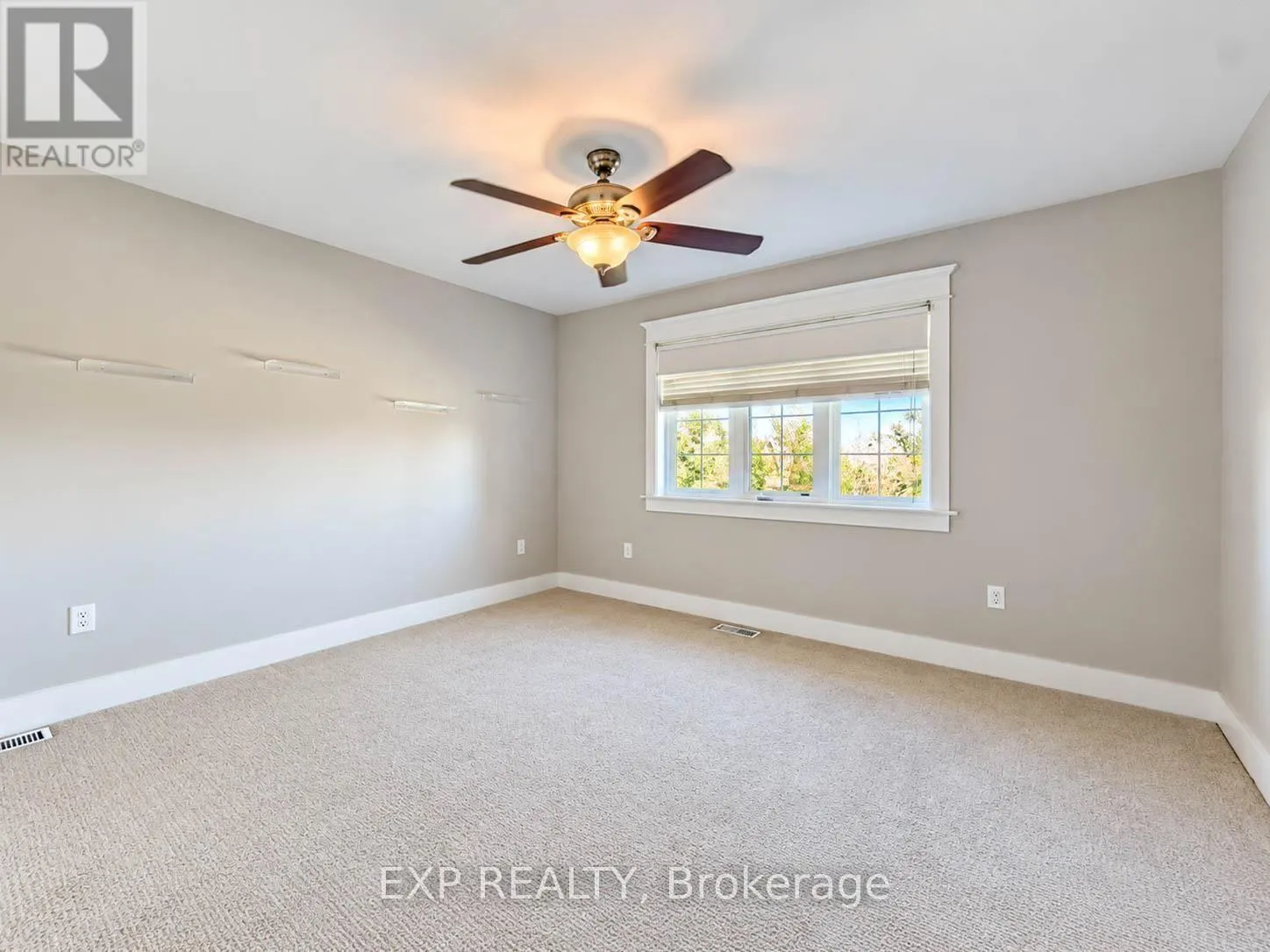 1527 MERRITTVILLE HIGHWAY
