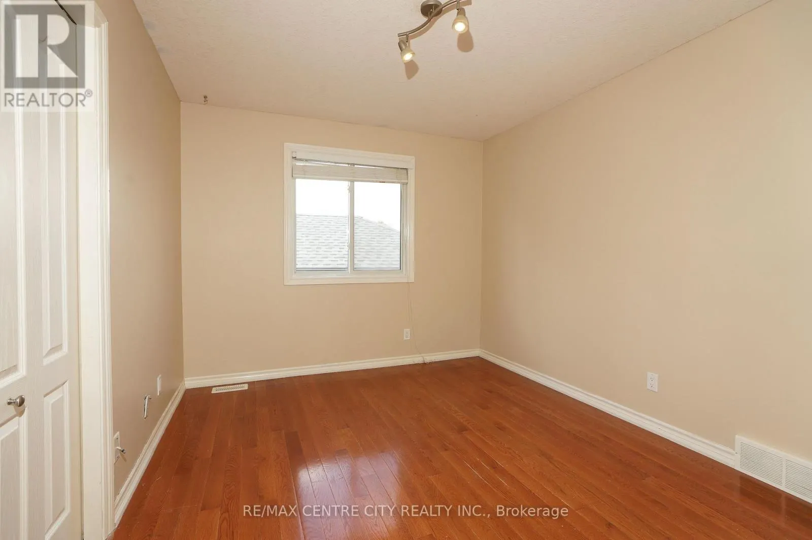 742 MARIGOLD STREET