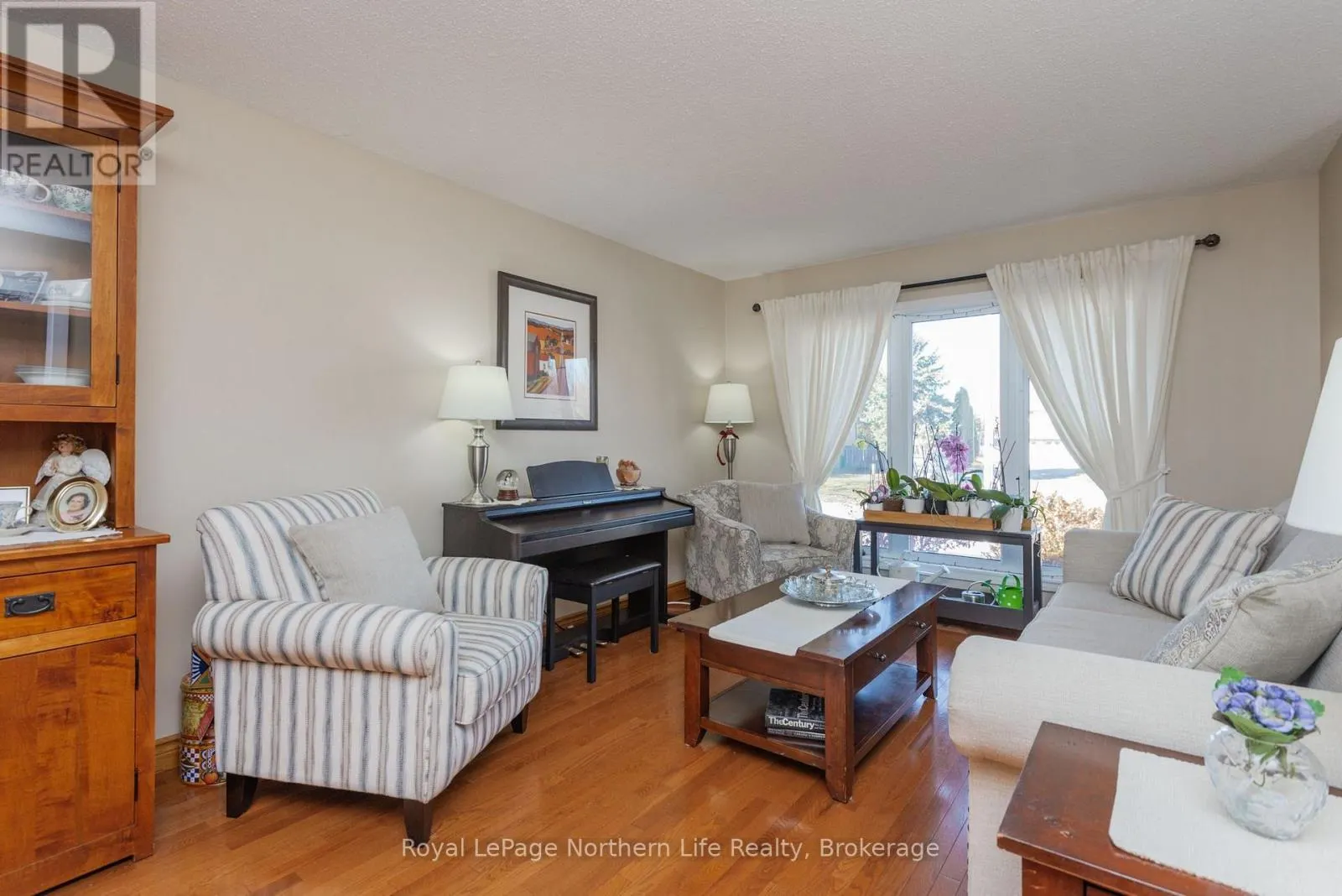 481 MAPLEWOOD AVENUE