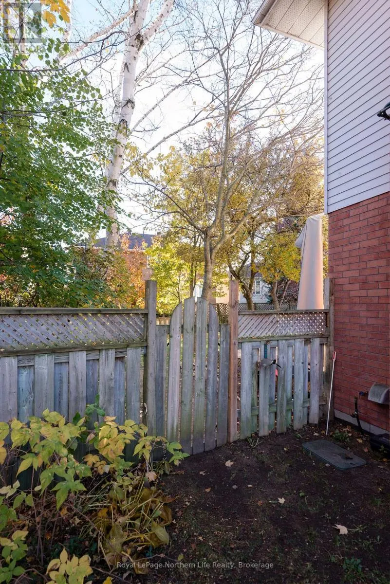 481 MAPLEWOOD AVENUE