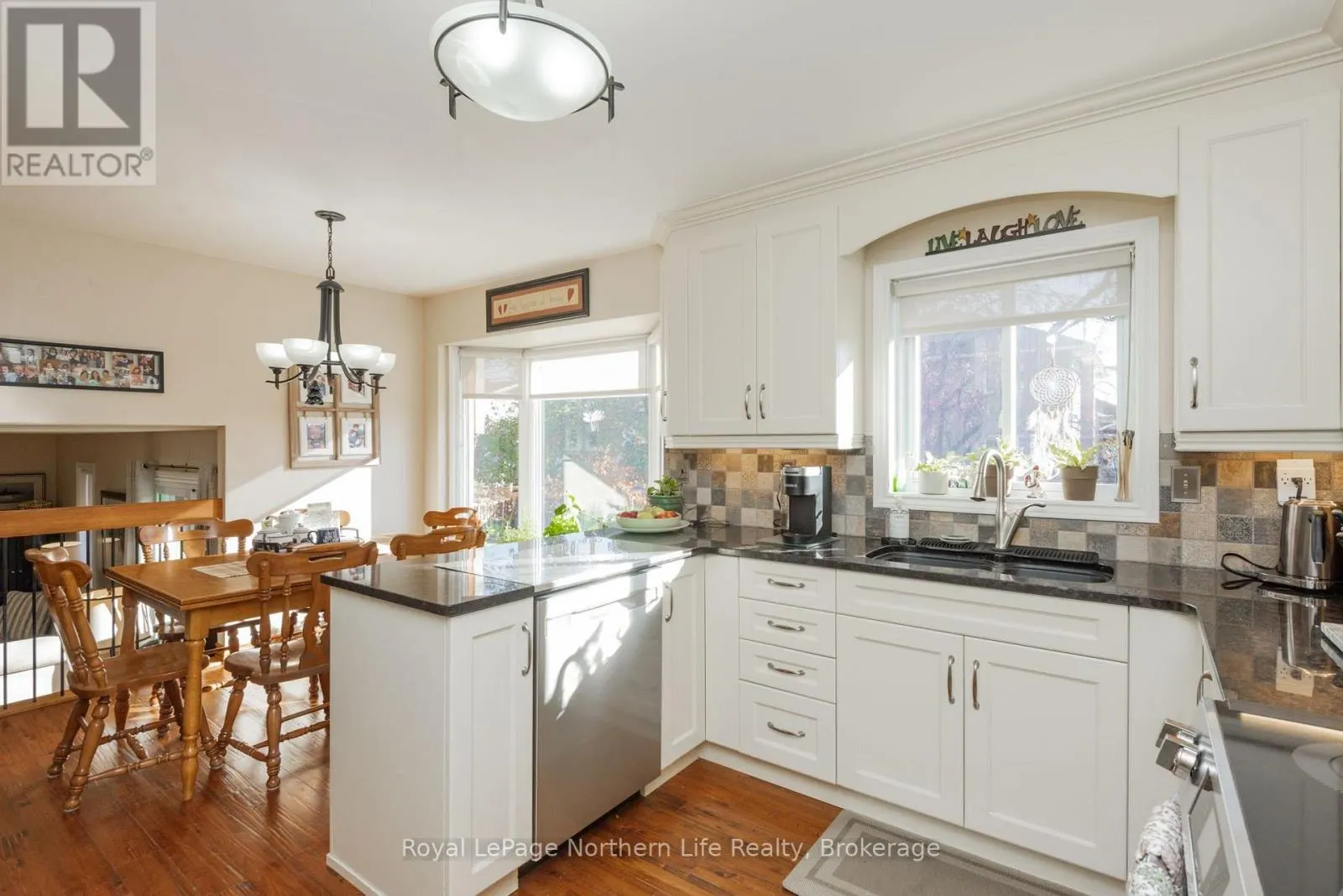 481 MAPLEWOOD AVENUE