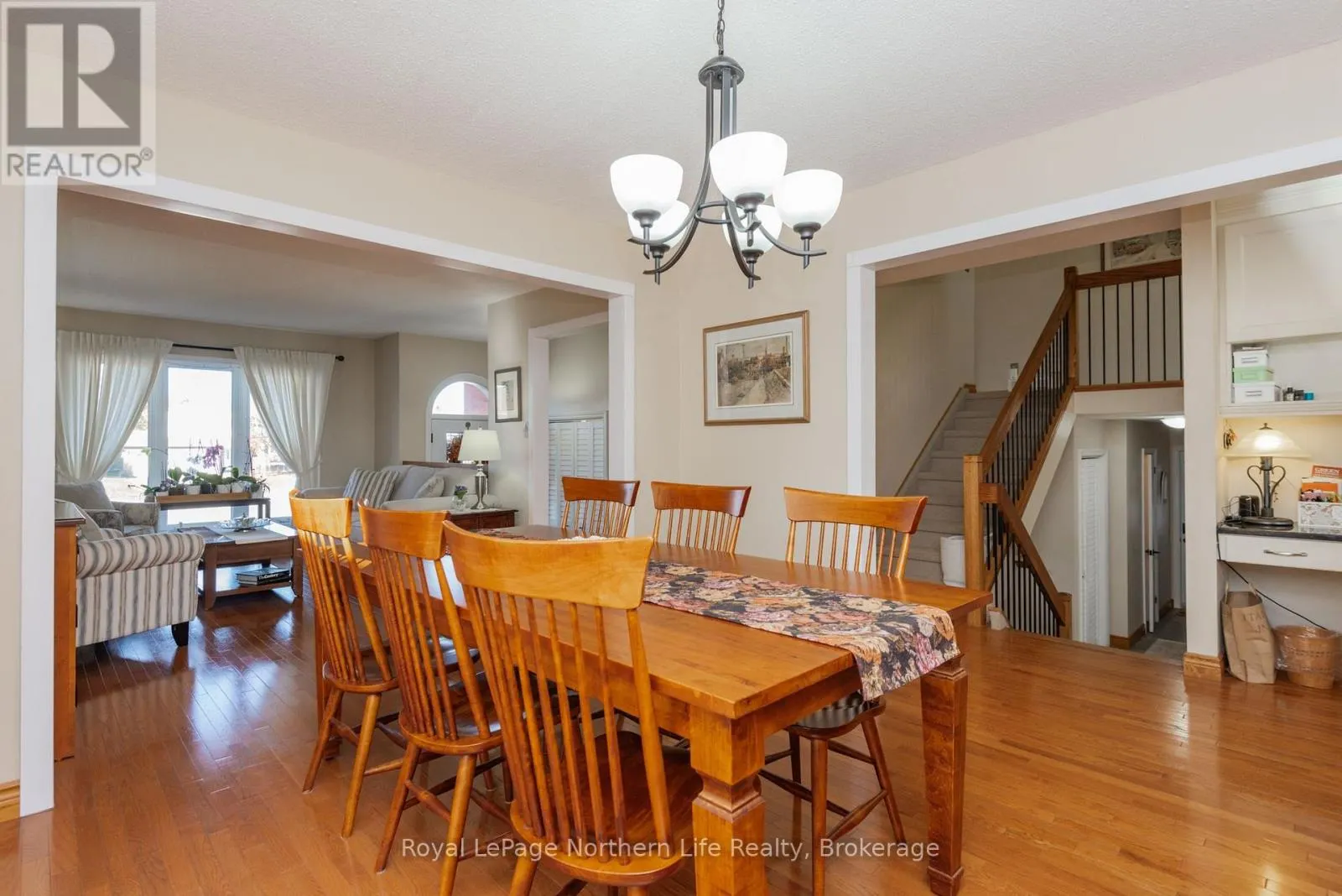 481 MAPLEWOOD AVENUE