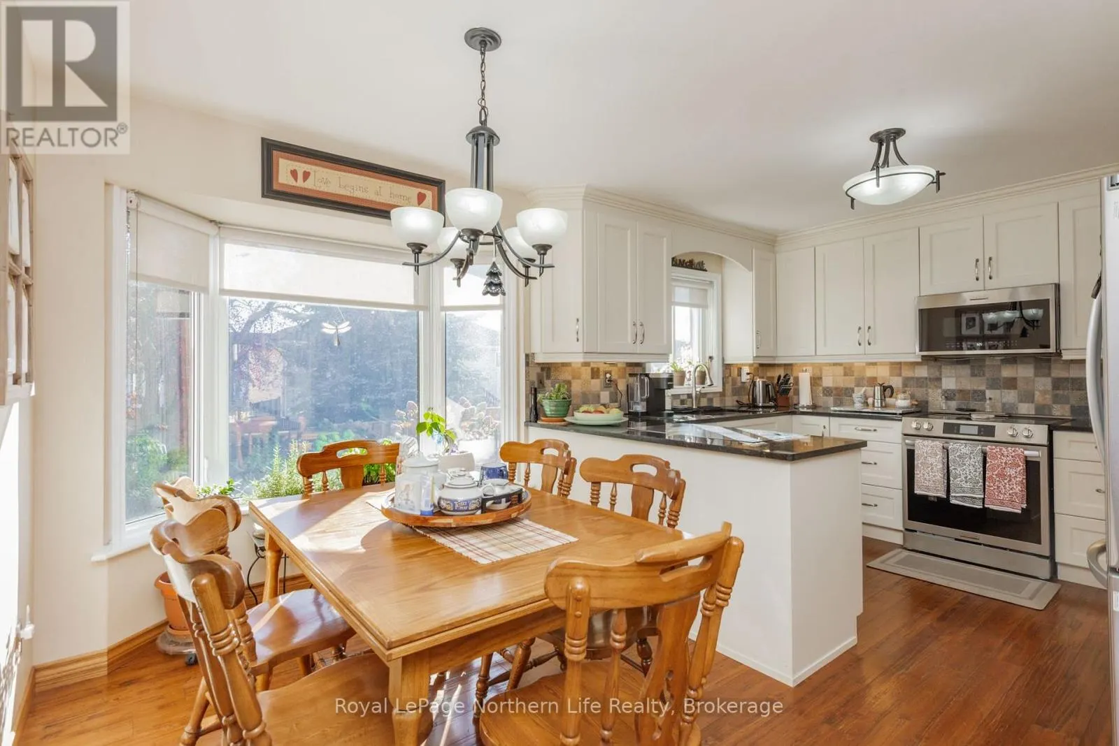 481 MAPLEWOOD AVENUE