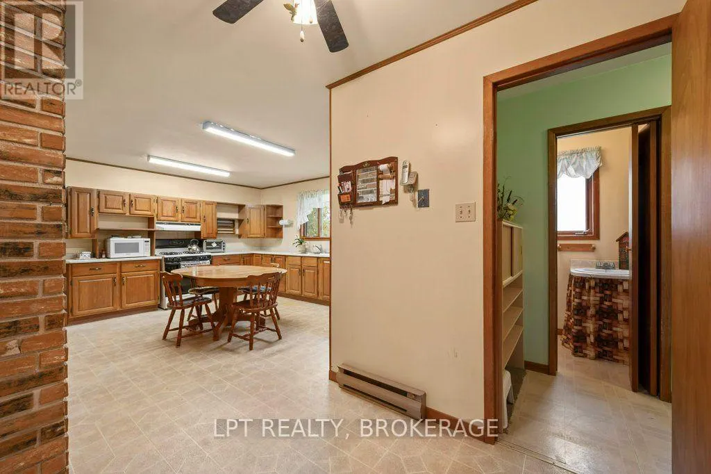 3112 CAMPBELL ROAD